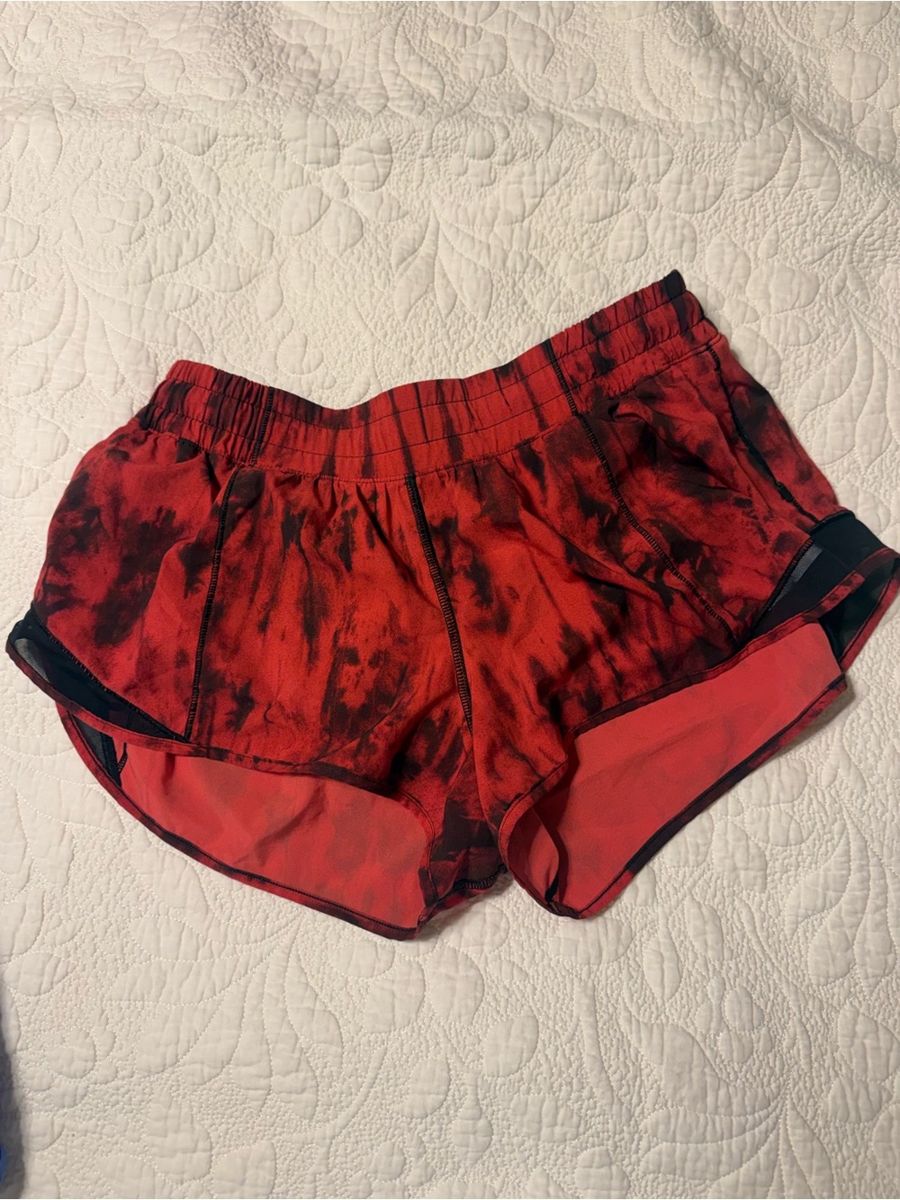 Lululemon *RARE COLOR*
Hottie Hot Short Tie Dye Red Women’s Athletic Shorts
